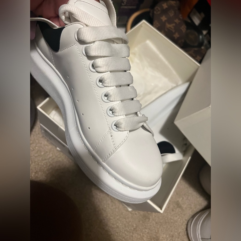 White & black Alexander McQueen Sneaker